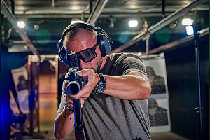 Курс за боравене с дълго оръжие — АК, AR-15 и гладкоцевно оръжие (тип помпа)